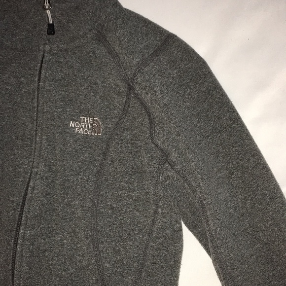The North Face Womens Zip up Sweater - Picture 2 of 3